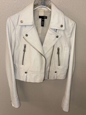 AQUA White Leather Asymmetrical Zip Moto Jacket Size S